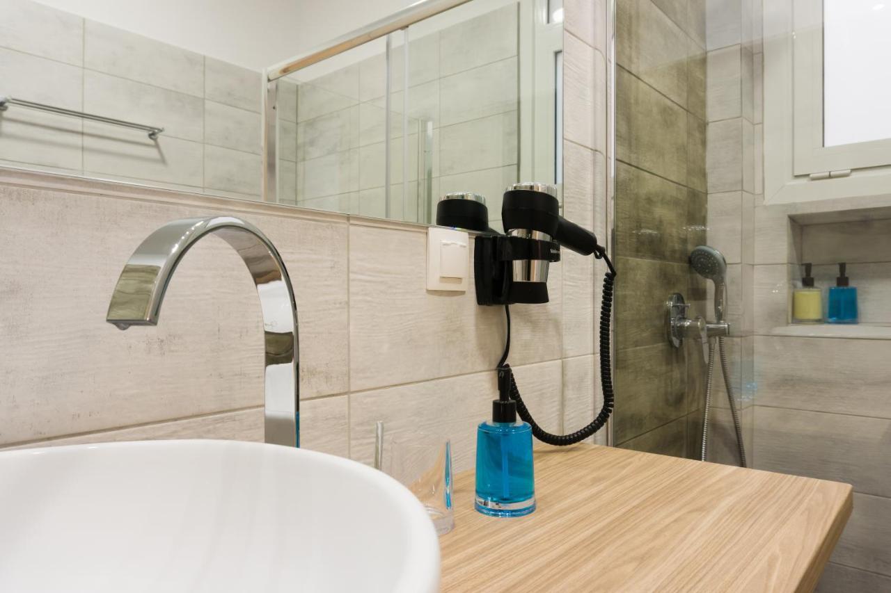 Comfort Zone Apartment In The Heart Of Athens Luaran gambar